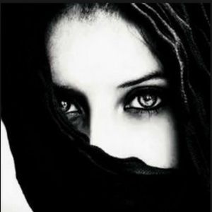 Meet your Posher, Maysa